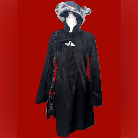 Gothic Dark Academia DKNY Ruffle Coat 🧛🖤🕷️ - Picture 4 of 8